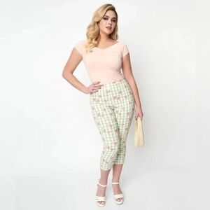 Unique Vintage Green Checkered Pants with Peach Print NWT size M